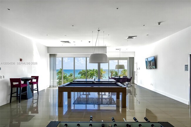 Building Photo - 19111 Collins Ave