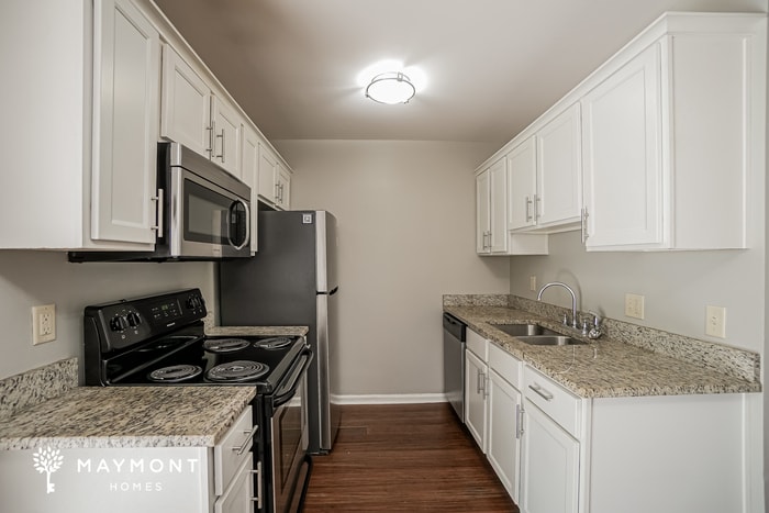 Building Photo - 1317 Mathis Ferry Rd