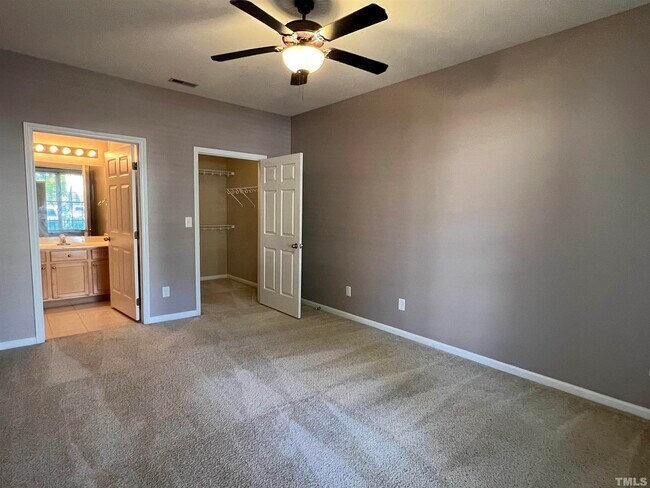 Building Photo - 2311 Kudrow Ln