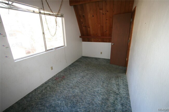 Building Photo - 605 Sugarloaf Blvd