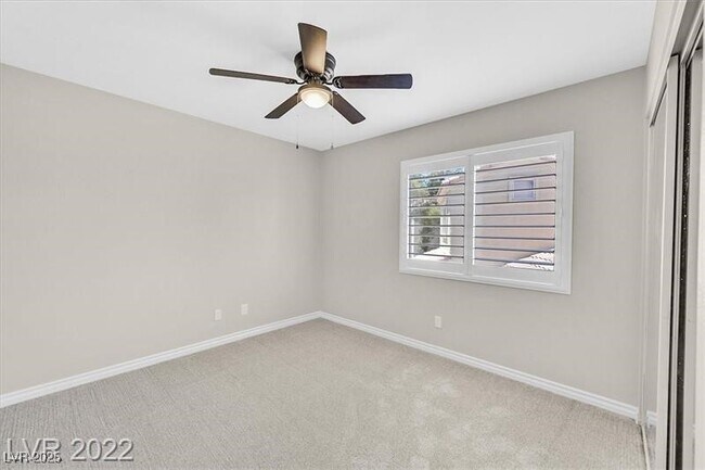 Building Photo - 9725 Hitching Rail Dr