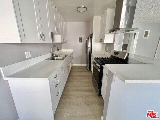 Building Photo - 1426 Orange Grove Ave