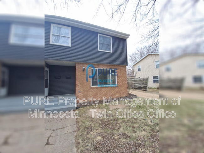 Building Photo - 1403 6th St S