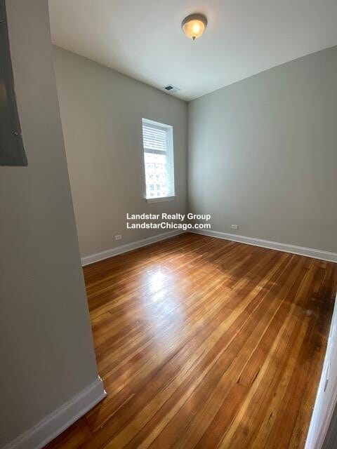 Building Photo - 3155 N Leavitt St