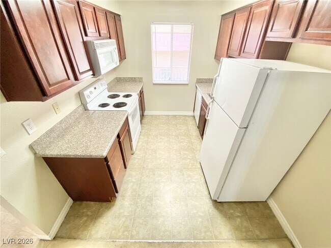 Building Photo - 5405 Indian River Dr