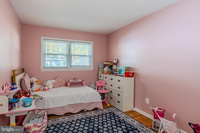 Building Photo - 5626 Hershey Ln