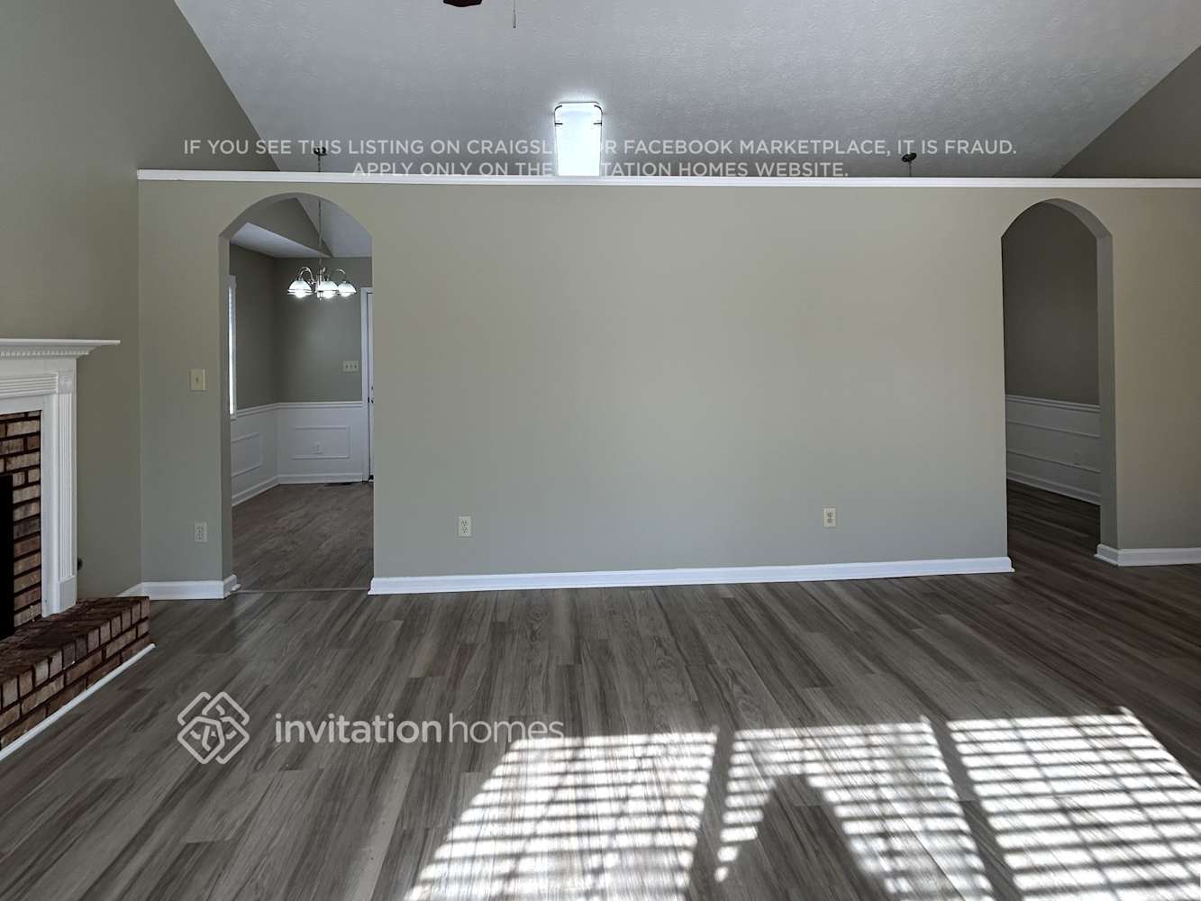 Building Photo - 3920 Garrett Springs Dr