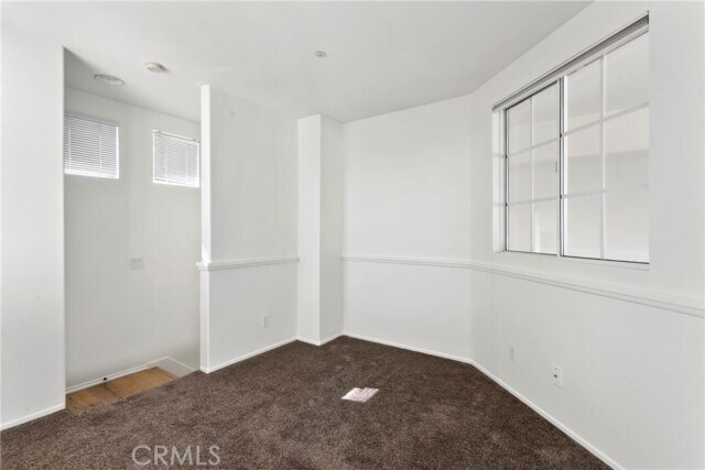 Building Photo - 45 Via Madera