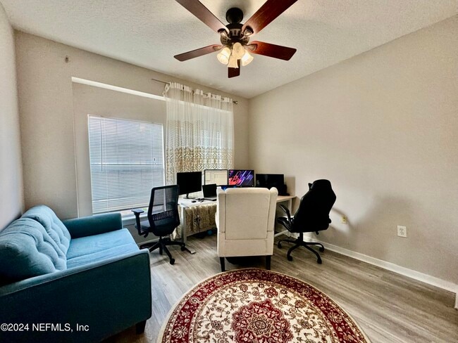 Building Photo - 11368 Estancia Villa Dr