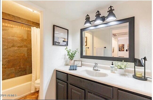 Building Photo - 4554 E Paradise Village Pkwy N