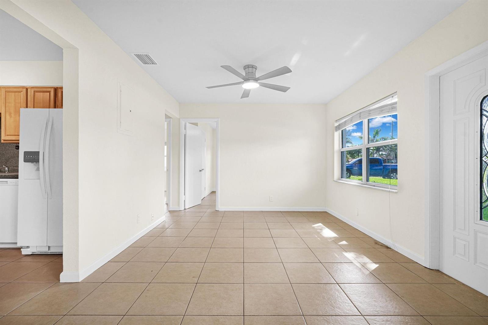 Building Photo - 261 NE 45th St