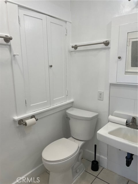 Building Photo - 216 Poppy Ave