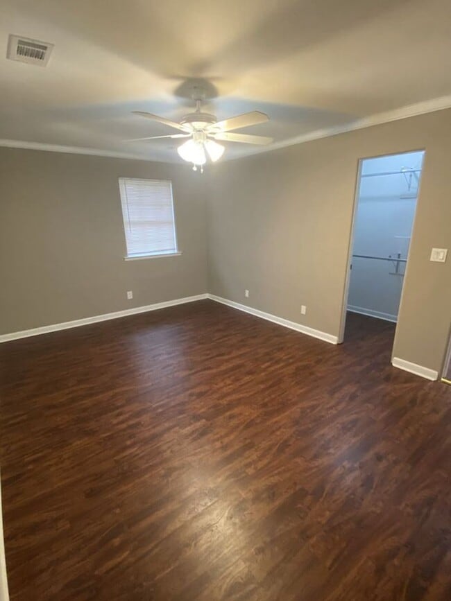 Building Photo - 6775 Blocker St