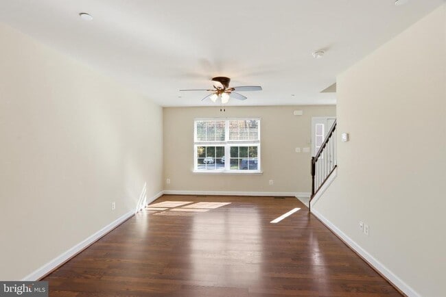 Building Photo - 410 Thelma Rd