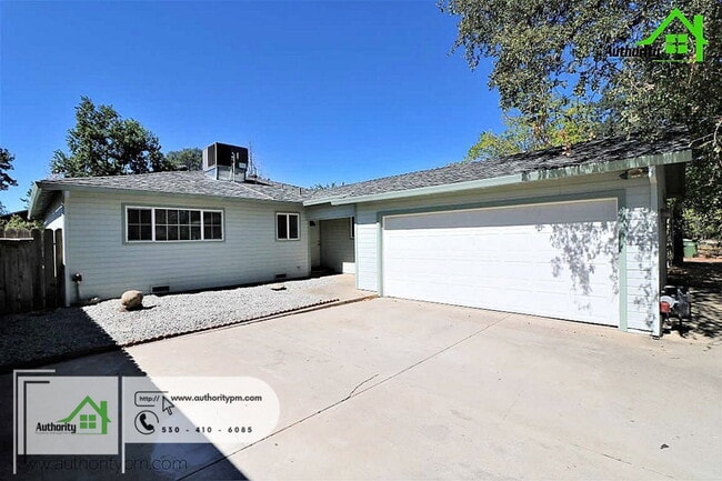 Building Photo - 2176 Oxford Rd