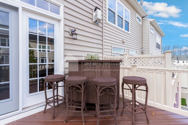 Building Photo - 15816 Swanscombe Lp