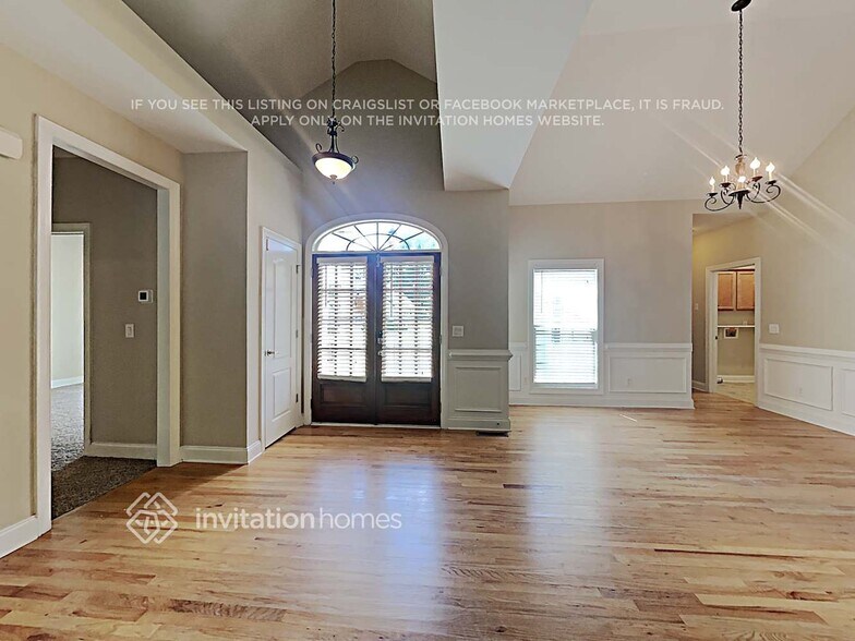 Building Photo - 53 Lazarus Dr