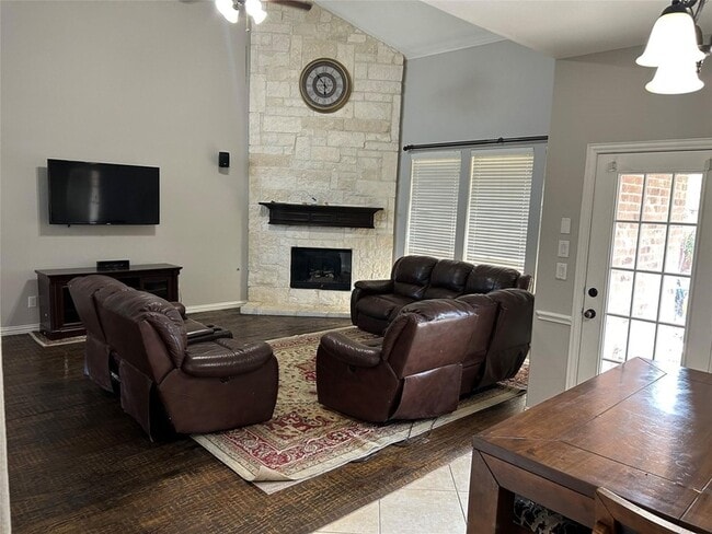 Building Photo - 12435 Honeyflower Dr