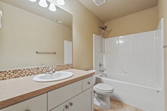 Building Photo - 18705 139th St E