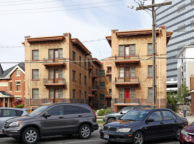 Primary Photo - Smith Apartments