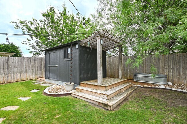 Building Photo - 2842 Ridge Berry Rd