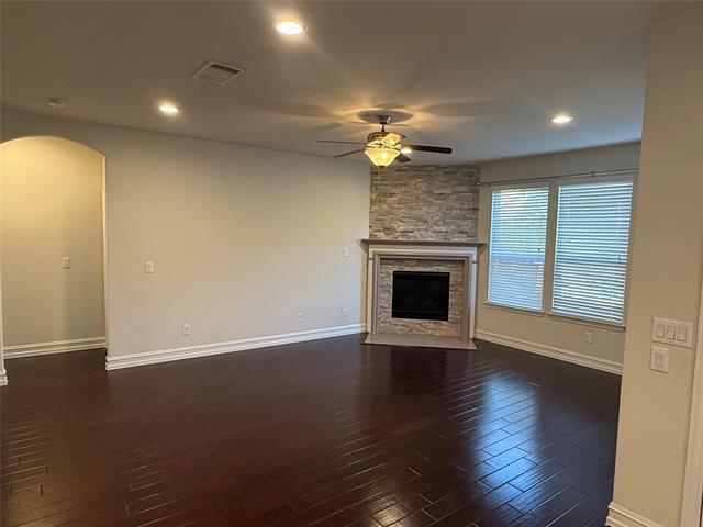 Building Photo - 2341 Leeward Pl