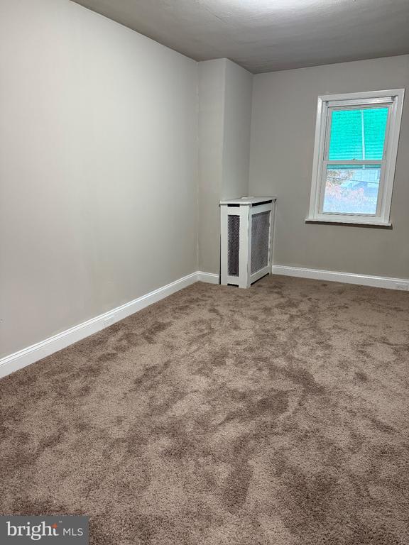 Building Photo - 7250 Radbourne Rd