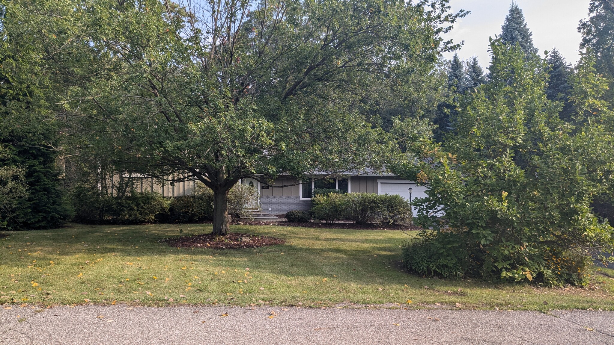 Building Photo - 16351 Petro Dr