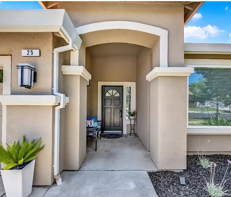 Building Photo - 25 Sea Breeze Ct