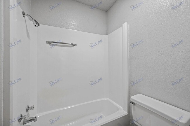 Building Photo - 409 Rockcrest Dr