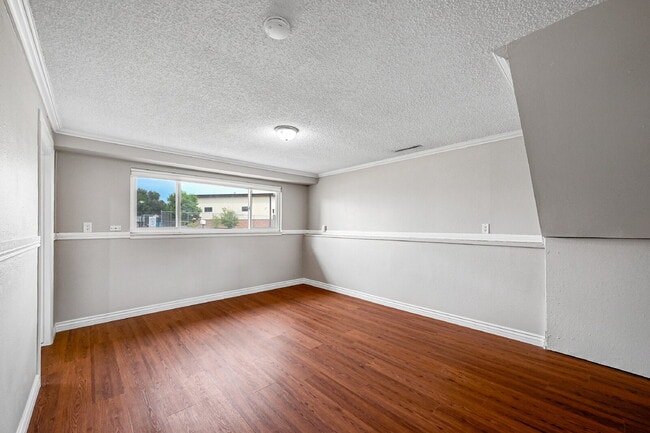 Building Photo - $1,895.00, 3 bed, 2 bath located in Fountain