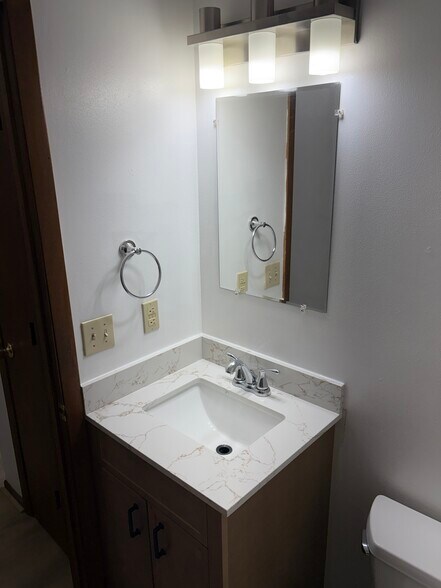 Lower bathroom - 110 Johnston Dr