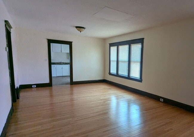 Building Photo - 1784 Hoyt St