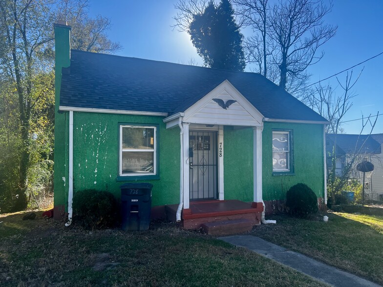 Primary Photo - 728 Harrison Ave NW