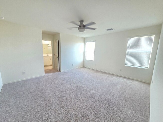 Building Photo - 20124 W Palo Verde Dr