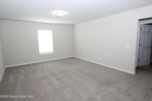 Building Photo - 695 Boughton Way