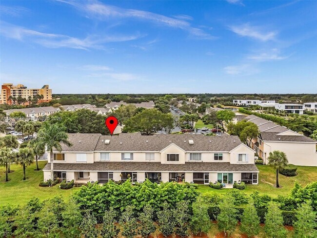 Building Photo - 8 Key W Ct