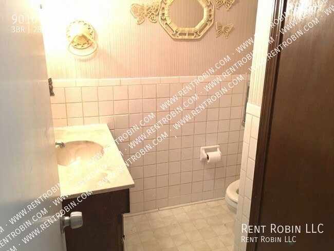 Building Photo - 9010 E 74 Terrace