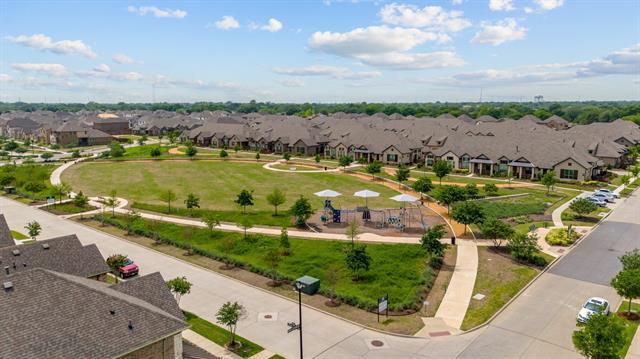 Building Photo - 2529 Barnwood Ln