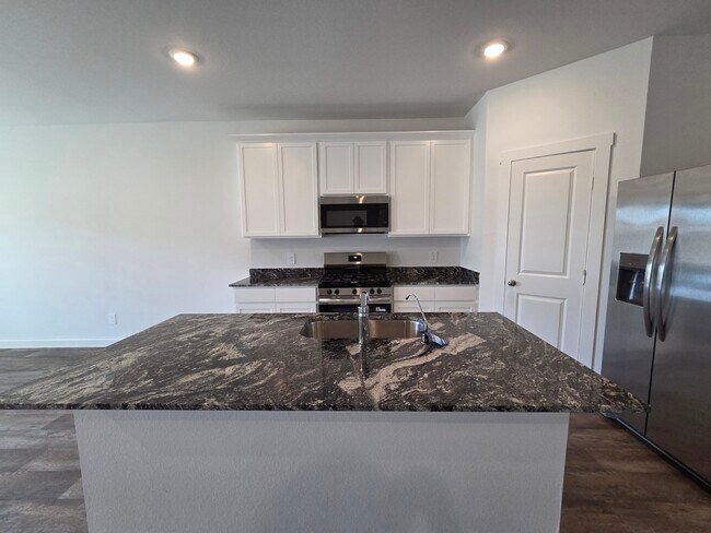 Building Photo - 1551 Cinque Terre Way