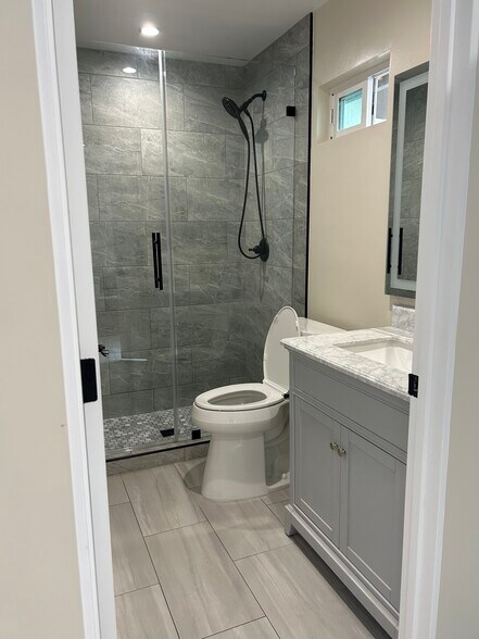 Bathroom - 111 E 13th St