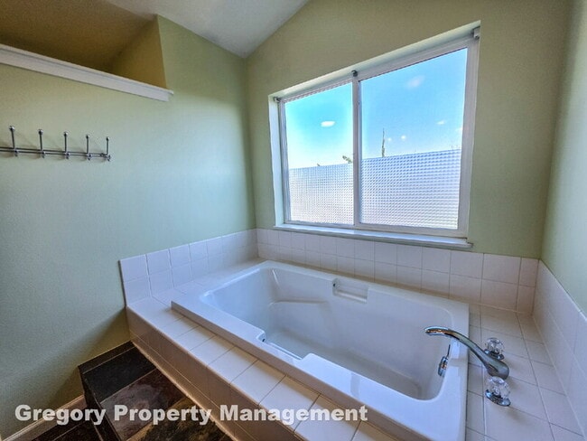 Building Photo - 12026 89th Pl NE