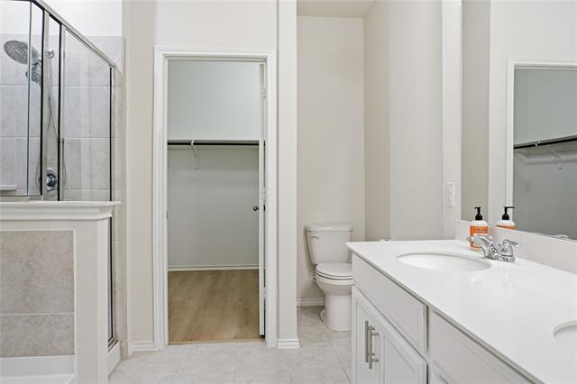 Building Photo - 1104 Bluespire Dr