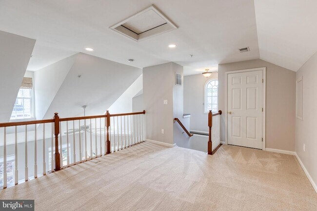 Building Photo - 1503 Martock Ln
