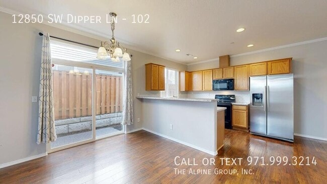 Building Photo - 12850 SW Dipper Ln