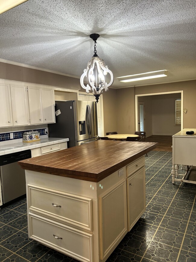 Building Photo - 141 Turtledove Dr