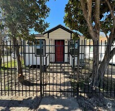 Building Photo - 3903 Broyles St