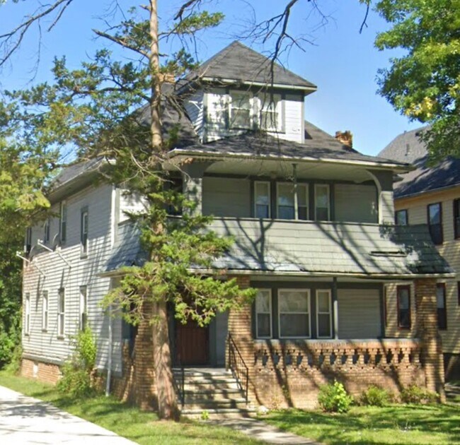 Building Photo - 3598 E 147th St