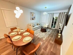 Building Photo - 1371 Speedway St