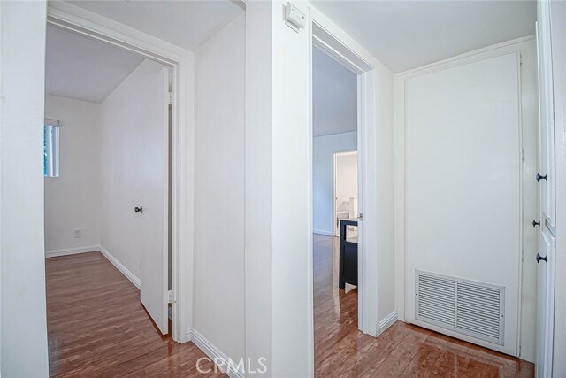 Building Photo - 4950 Louise Ave